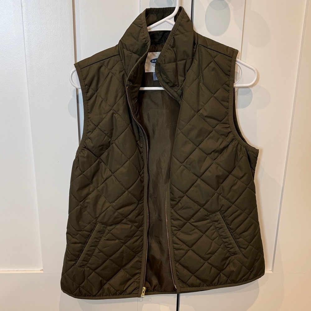 Old Navy Dark Green Quilted Vest